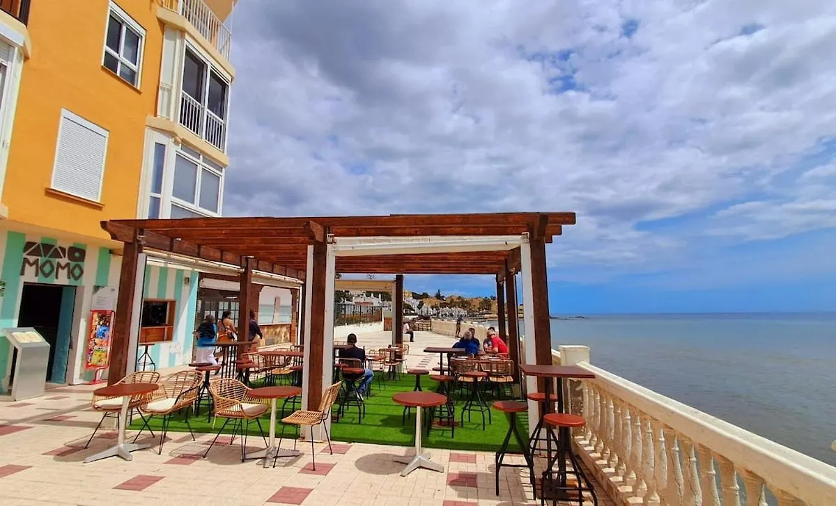 Apartment Beachfront Studio Sitio de Calahonda